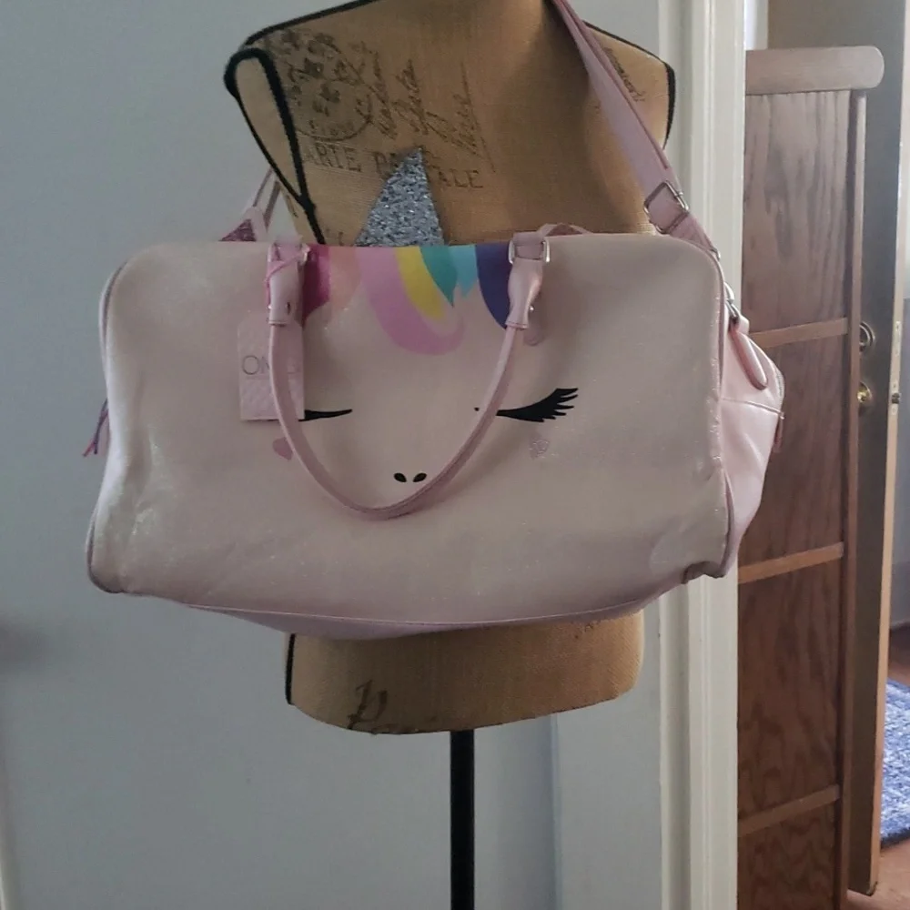 OMG ACCESSORIES Travel bag